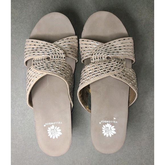 Yellow Box Baccus Women's Size 9M Taupe Rhinestone Wedge Sandals EUC - Picture 8 of 9